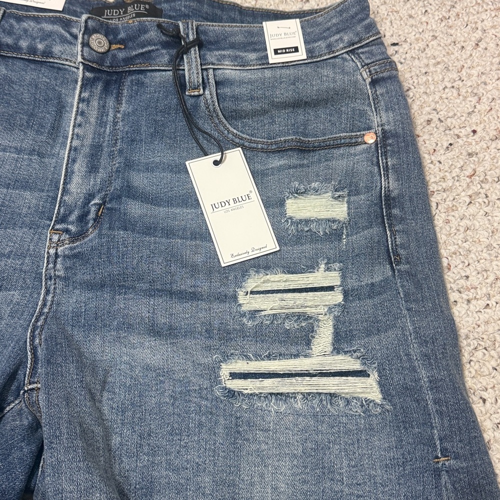 Judy Blue Distressed Blue Jean Shorts - Picture 4 of 6